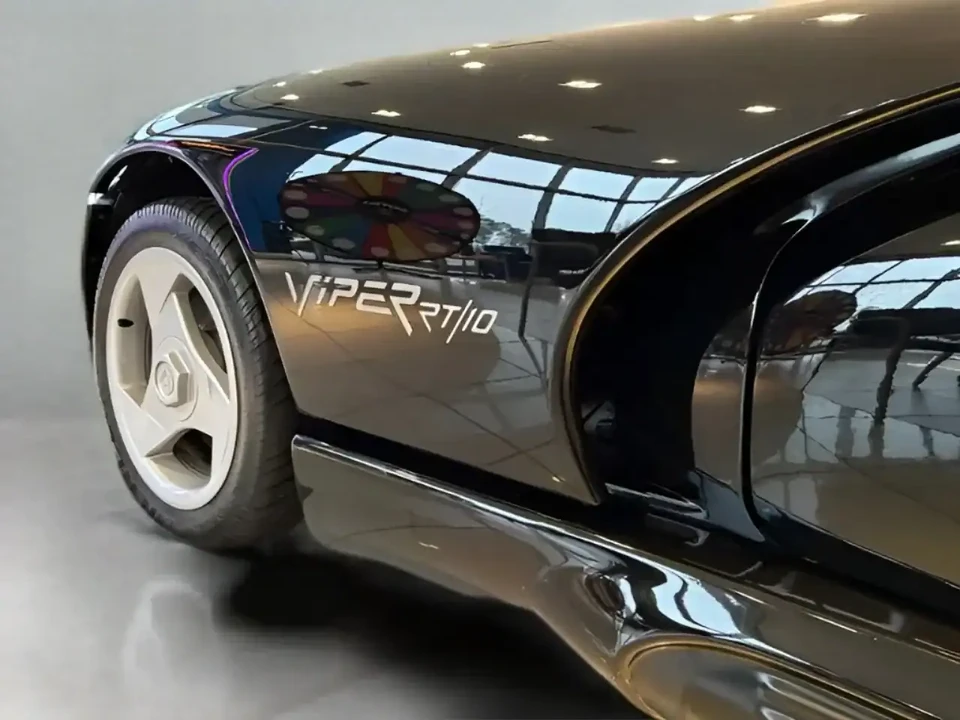 1994 Dodge Viper 1st Gen - Image 10 of 21