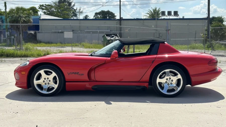 1994 Dodge Viper 1st Gen - Image 2 of 19