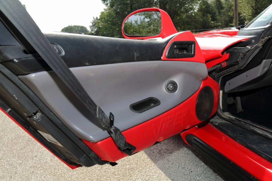 1994 Dodge Viper 1st Gen - Image 25 of 30