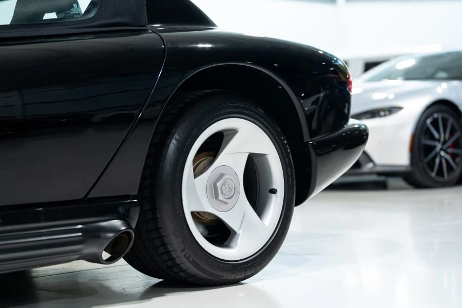 1994 Dodge Viper 1st Gen - Image 18 of 31