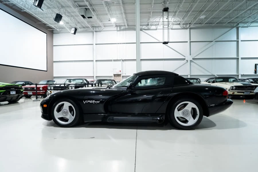 1994 Dodge Viper 1st Gen - Image 2 of 31