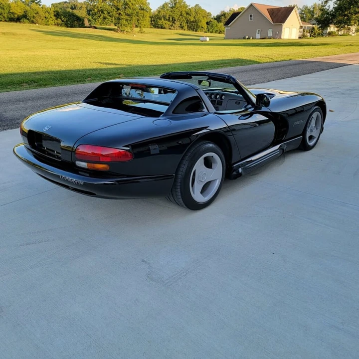 1994 Dodge Viper 1st Gen - Image 2 of 6