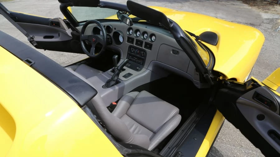 1994 Dodge Viper 1st Gen - Image 5 of 11