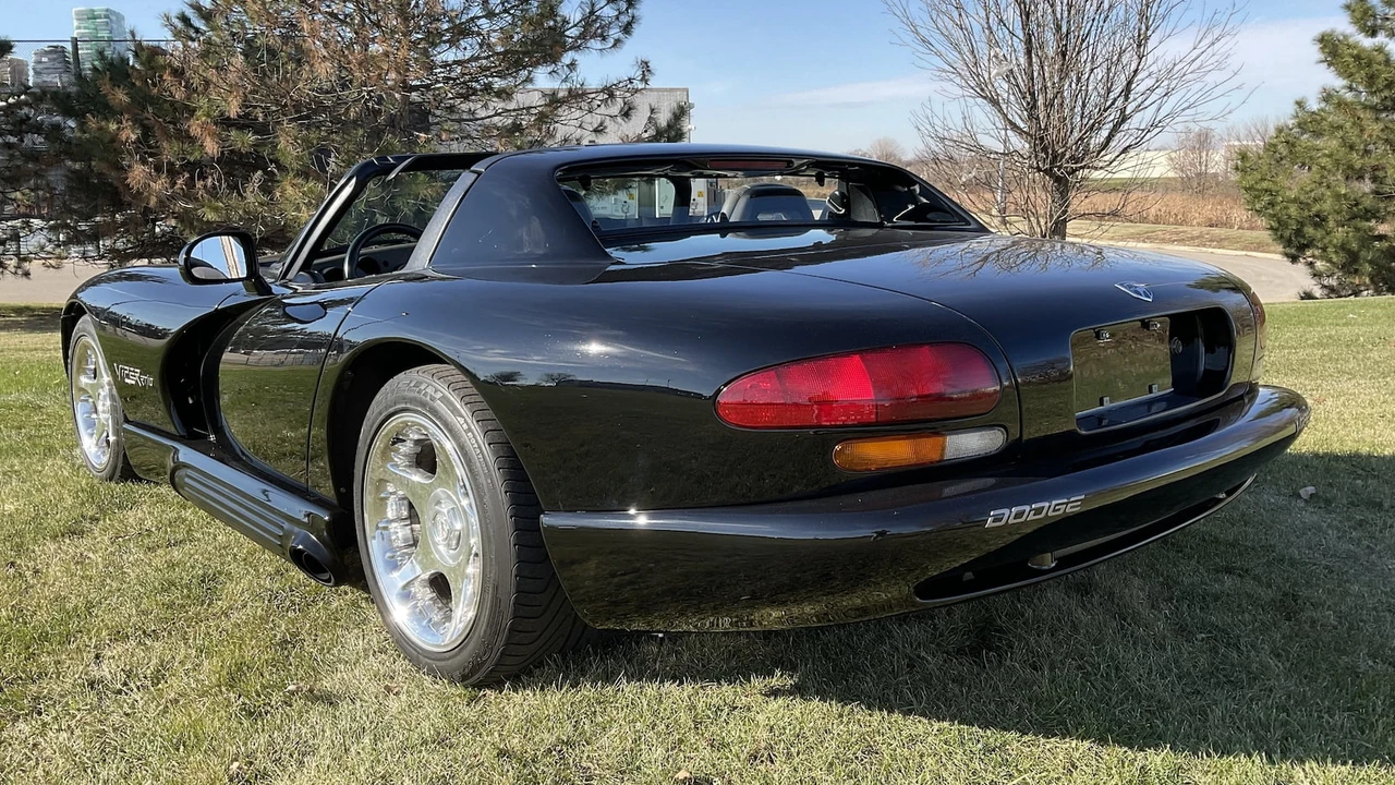 1994 Dodge Viper 1st Gen - Image 3 of 20