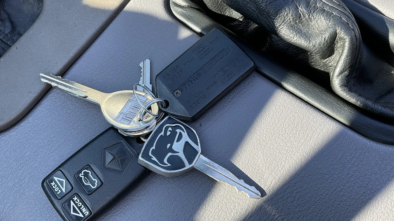 1994 Dodge Viper 1st Gen - Image 19 of 20