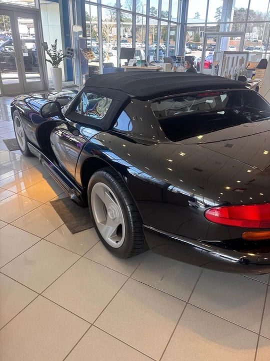 1994 Dodge Viper 1st Gen - Image 5 of 10