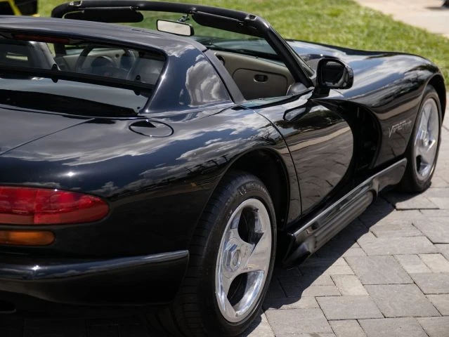 1994 Dodge Viper 1st Gen - Image 21 of 31
