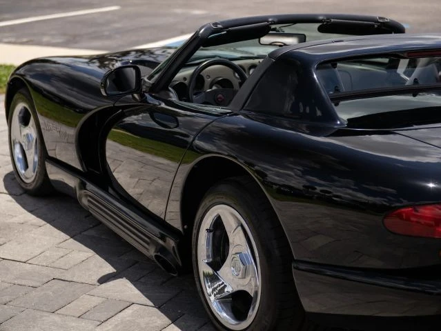 1994 Dodge Viper 1st Gen - Image 15 of 31