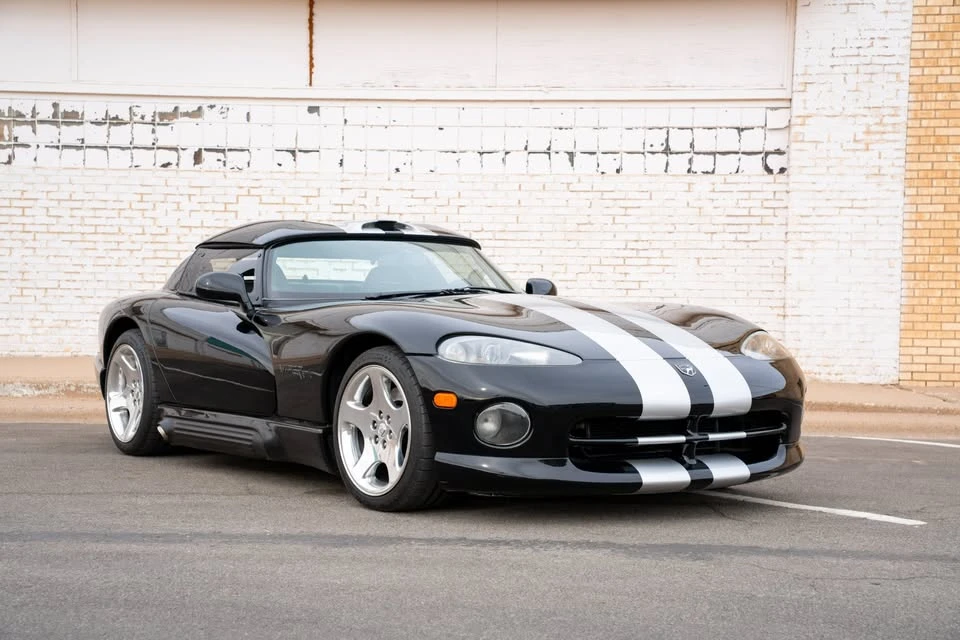 1994 Dodge Viper 1st Gen - Image 4 of 11