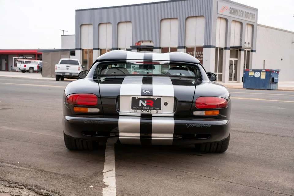 1994 Dodge Viper 1st Gen - Image 7 of 11