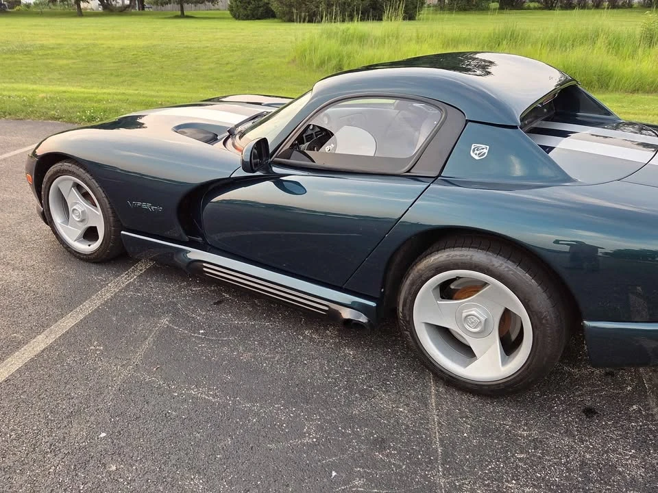 1994 Dodge Viper 1st Gen - Image 2 of 16