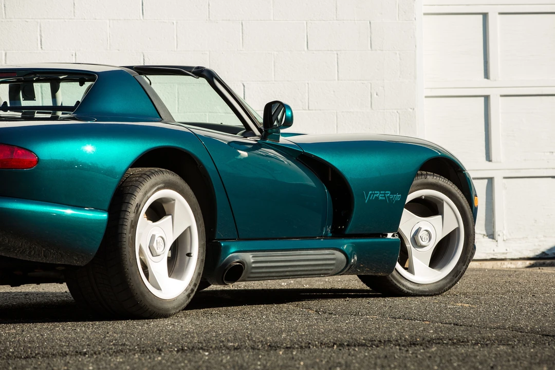 1994 Dodge Viper 1st Gen - Image 13 of 31