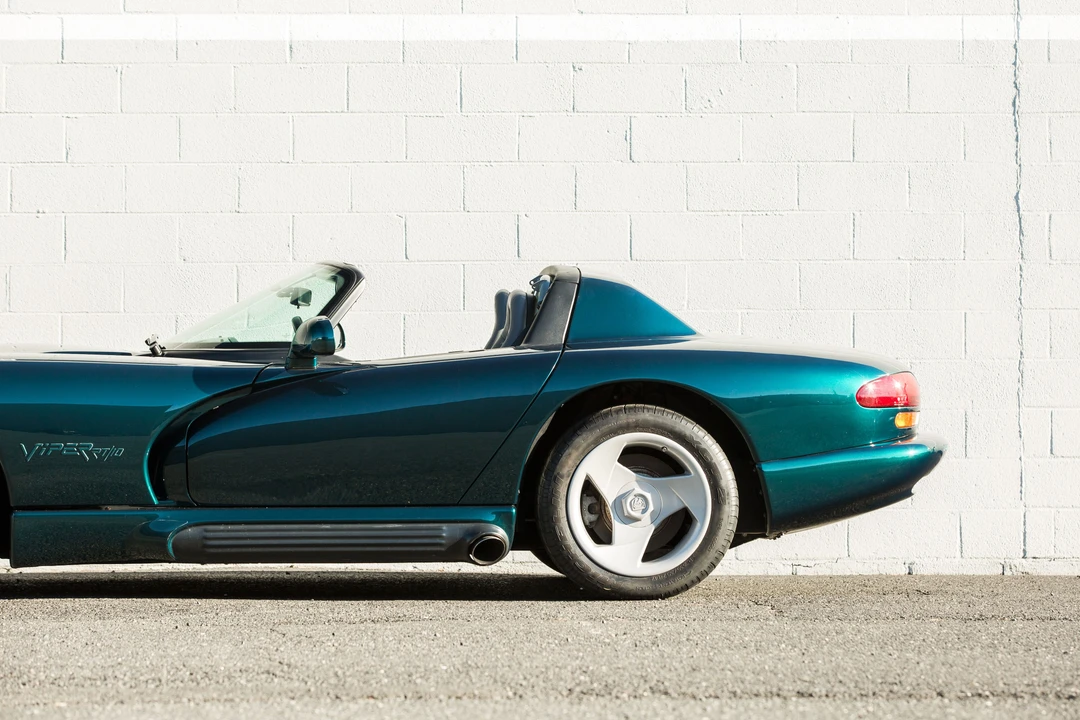 1994 Dodge Viper 1st Gen - Image 23 of 31