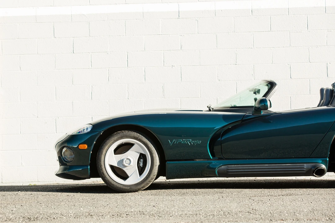 1994 Dodge Viper 1st Gen - Image 25 of 31