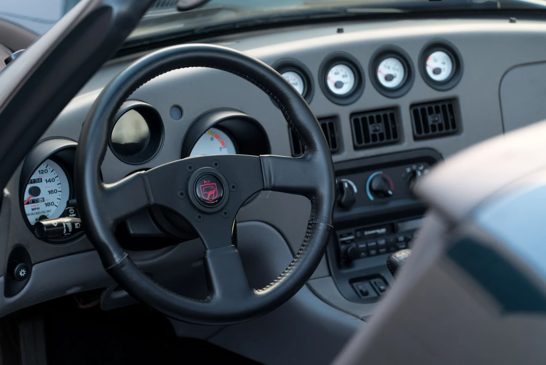 1994 Dodge Viper 1st Gen - Image 21 of 31
