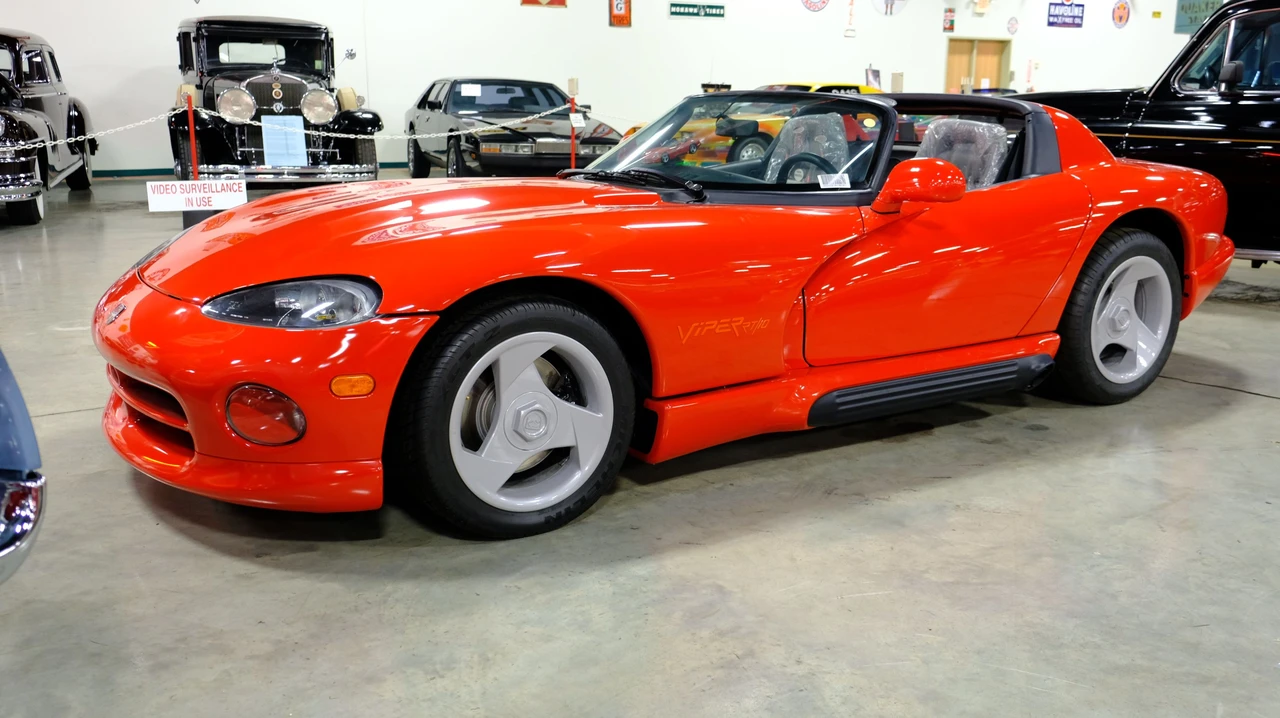 1994 Dodge Viper 1st Gen - Image 18 of 19