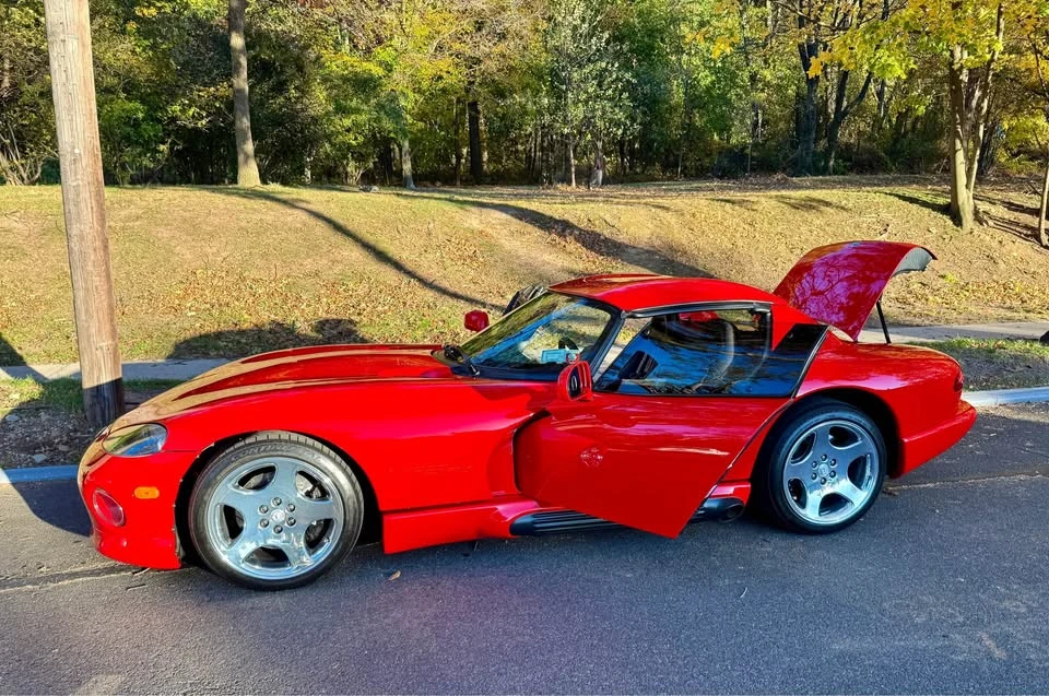1994 Dodge Viper 1st Gen - Image 8 of 20
