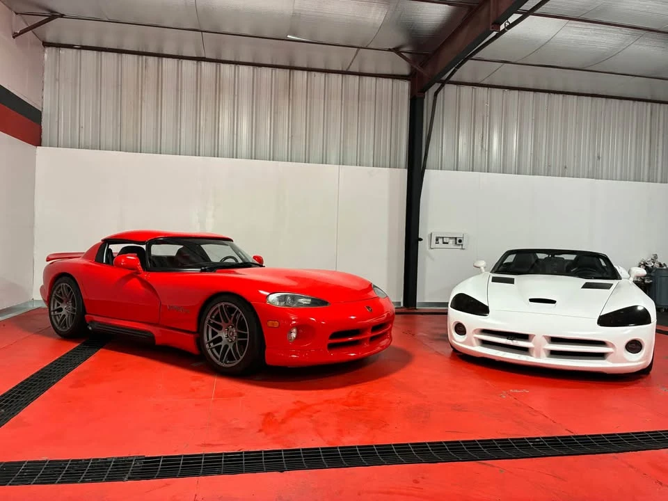 1994 Dodge Viper 1st Gen - Image 17 of 17