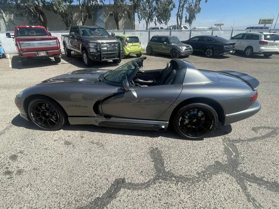1994 Dodge Viper 1st Gen - Image 2 of 12