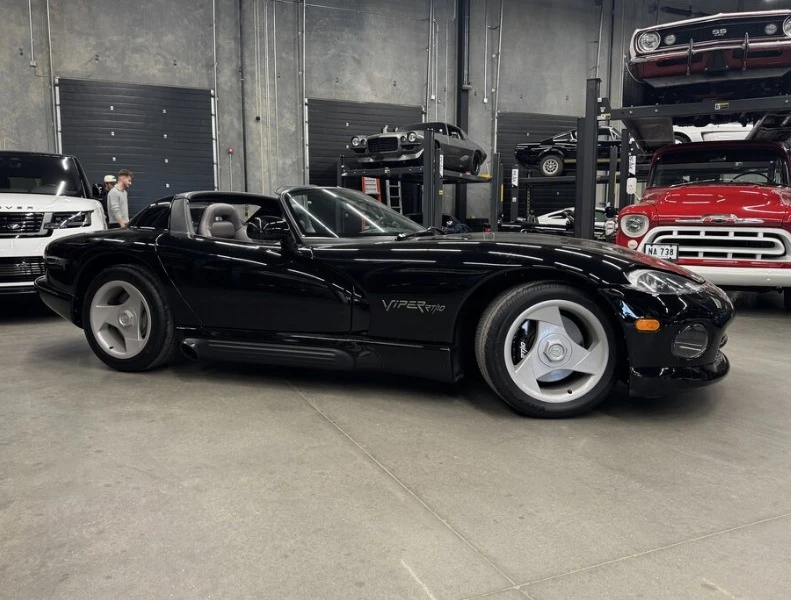 1994 Dodge Viper 1st Gen - Image 2 of 5