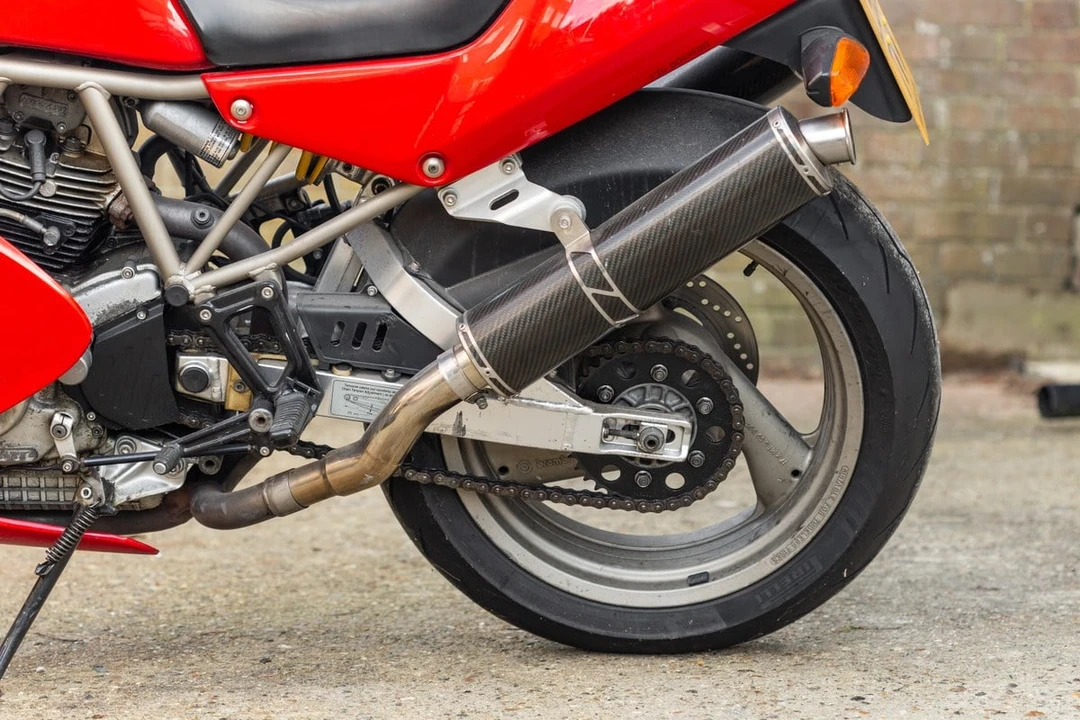 1994 Ducati 750 & 800 & 900 & 1000 - Image 3 of 30