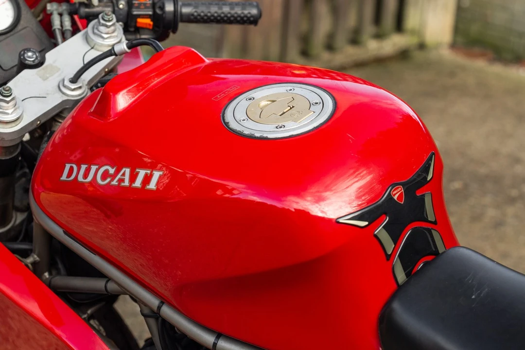 1994 Ducati 750 & 800 & 900 & 1000 - Image 10 of 30
