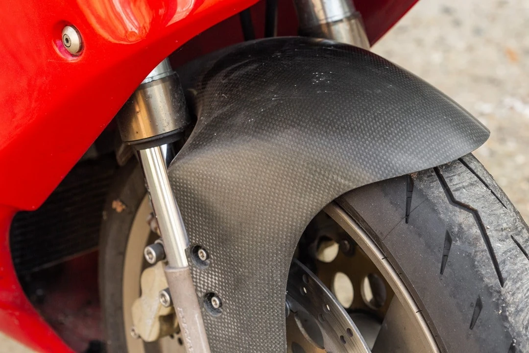 1994 Ducati 750 & 800 & 900 & 1000 - Image 24 of 30