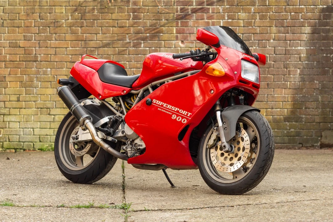 1994 Ducati 750 & 800 & 900 & 1000 - Image 27 of 30