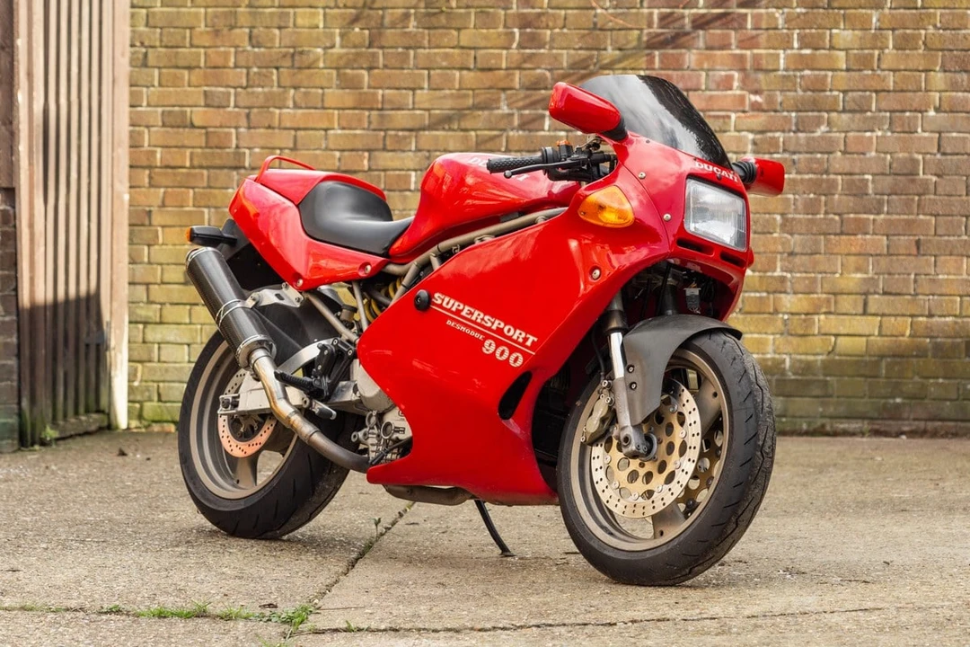 1994 Ducati 750 & 800 & 900 & 1000 - Image 29 of 30
