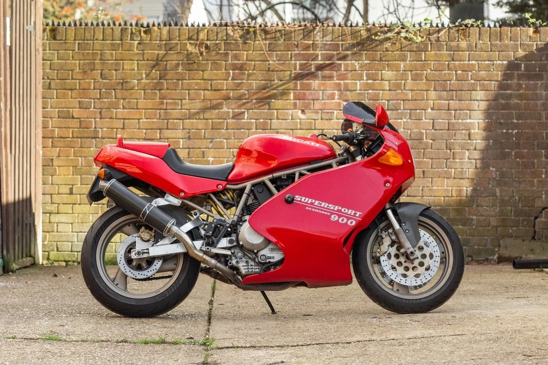 1994 Ducati 750 & 800 & 900 & 1000 - Image 30 of 30