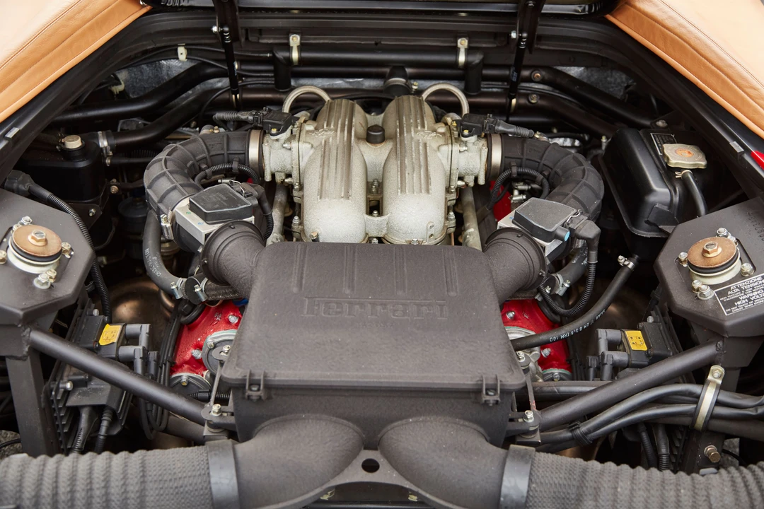1994 Ferrari 348 Spider - Image 28 of 31