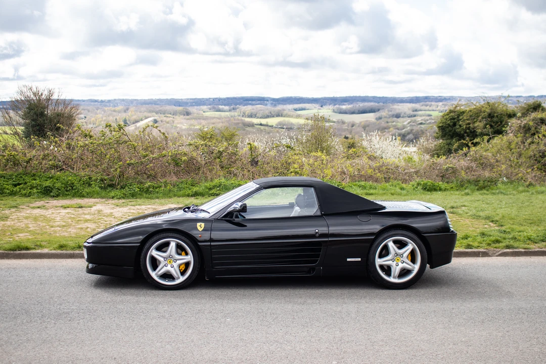 1994 Ferrari 348 Spider - Image 24 of 31