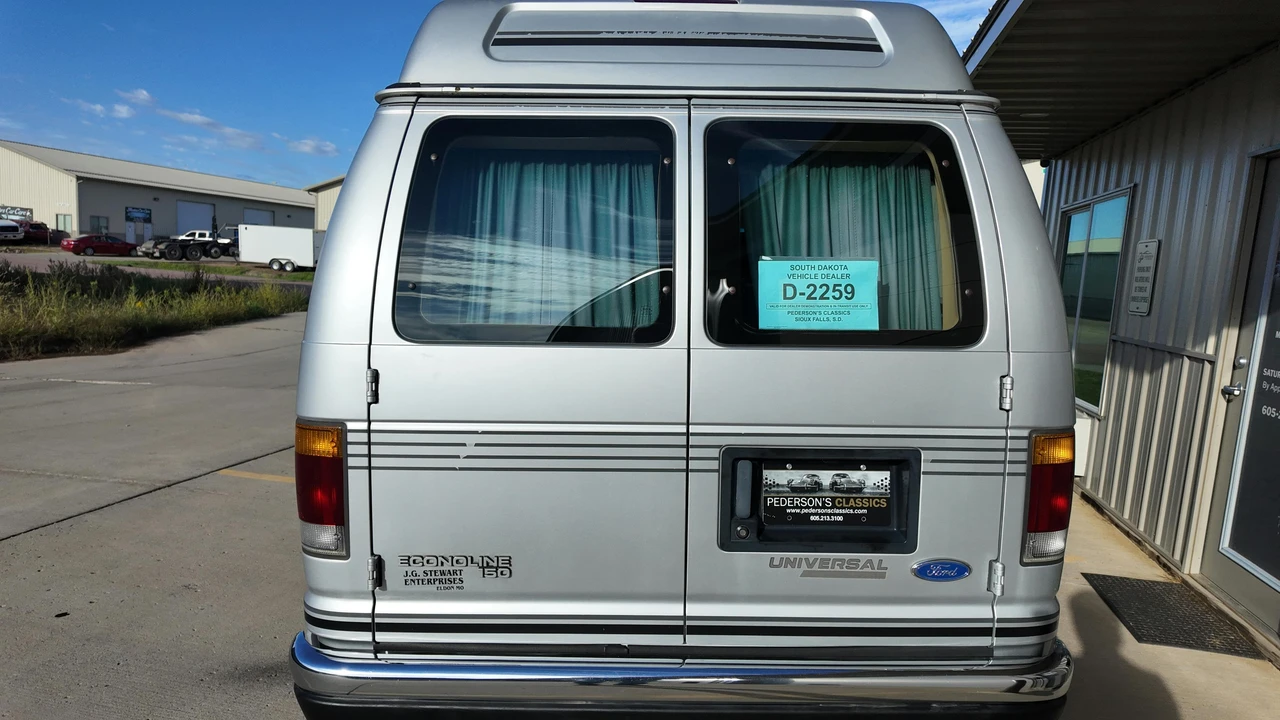 1994 Ford Econoline Van - Image 4 of 31