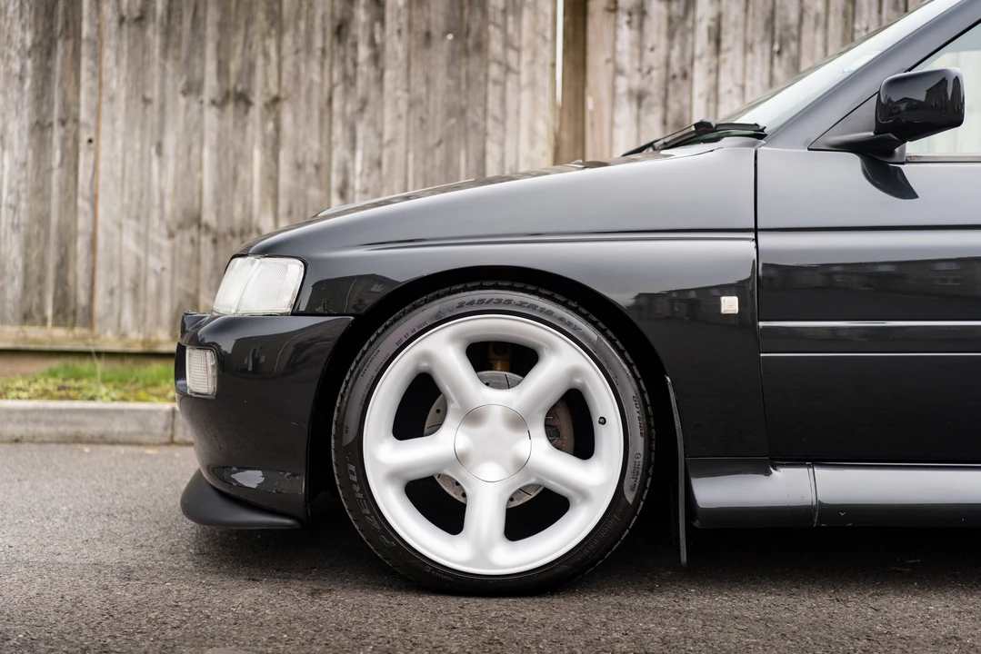 1994 Ford Escort RS Cosworth - Image 26 of 31