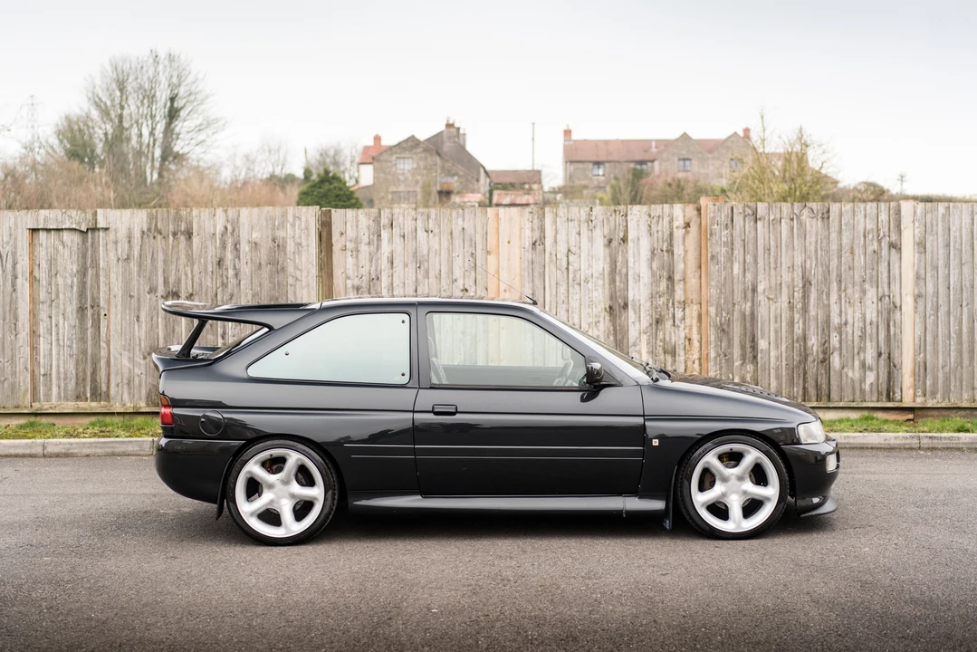 1994 Ford Escort RS Cosworth - Image 22 of 31