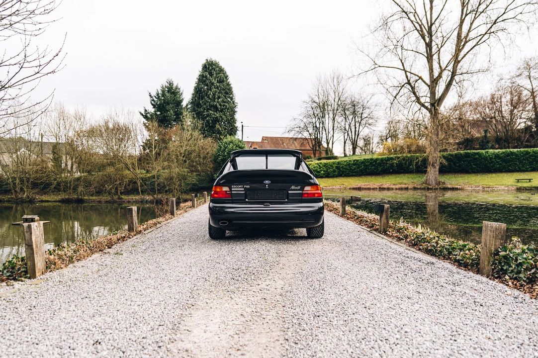 1994 Ford Escort RS Cosworth - Image 16 of 31