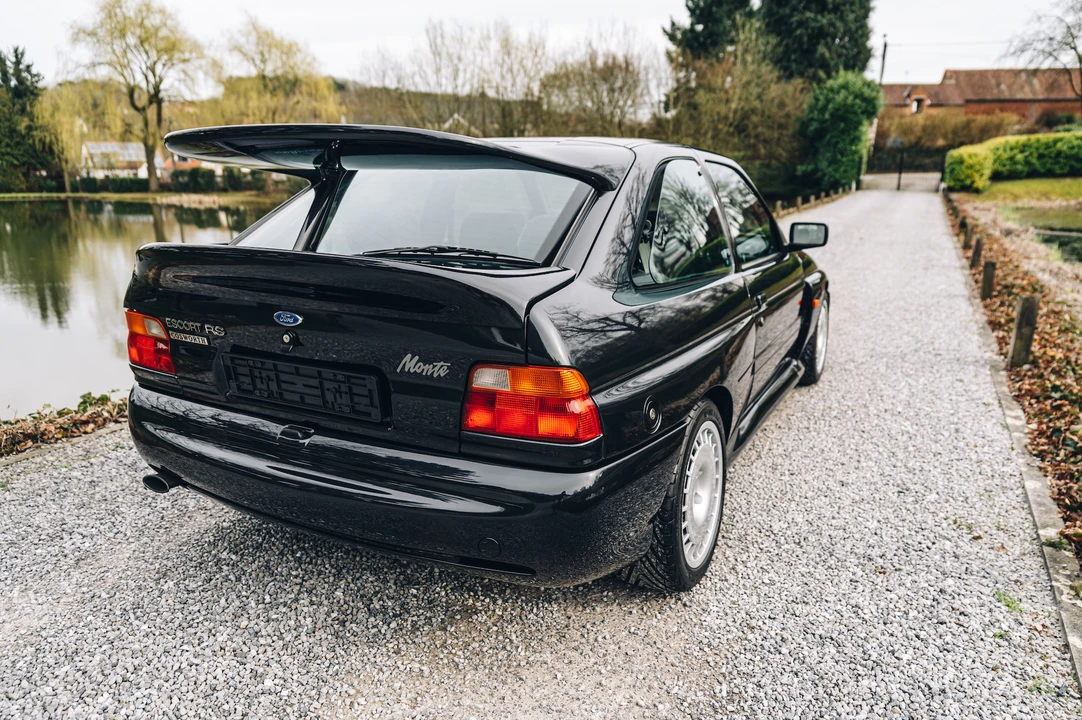 1994 Ford Escort RS Cosworth - Image 14 of 31