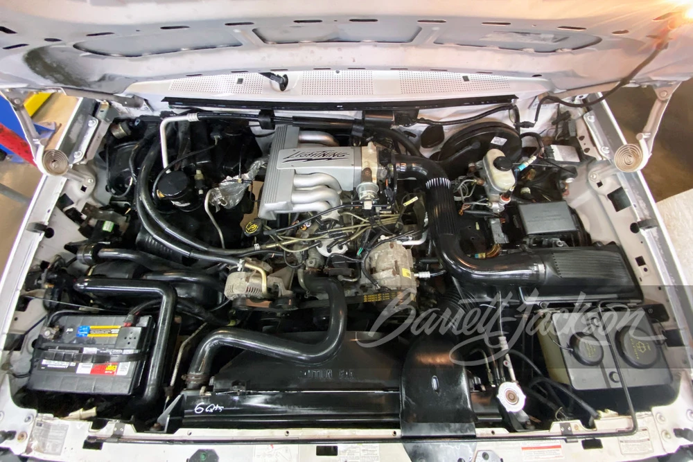 1994 Ford F-150 SVT Lightning 9th Gen - Image 2 of 12