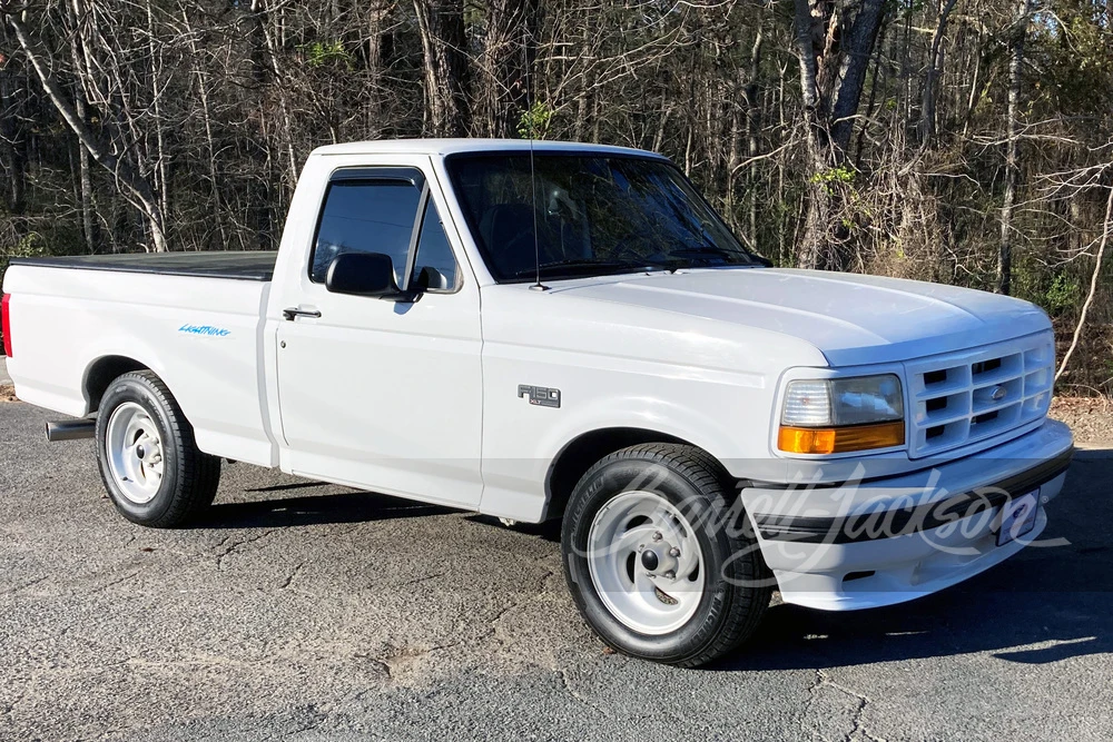 1994 Ford F-150 SVT Lightning 9th Gen - Image 6 of 12