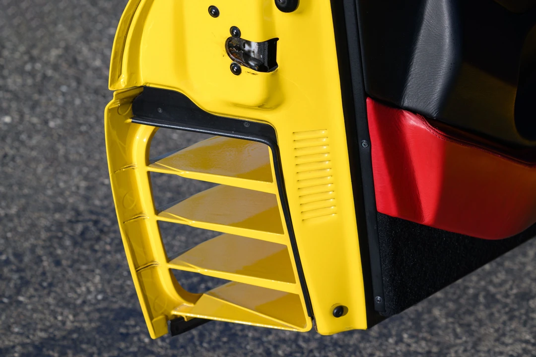 1994 Ferrari 348 Spider - Image 8 of 31