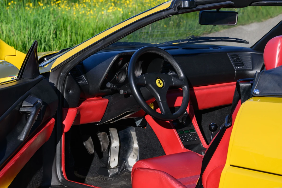 1994 Ferrari 348 Spider - Image 9 of 31