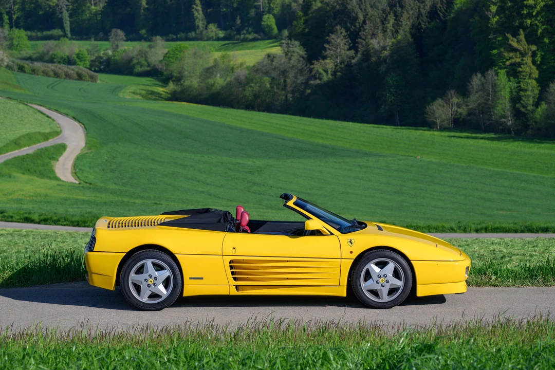 1994 Ferrari 348 Spider - Image 26 of 31
