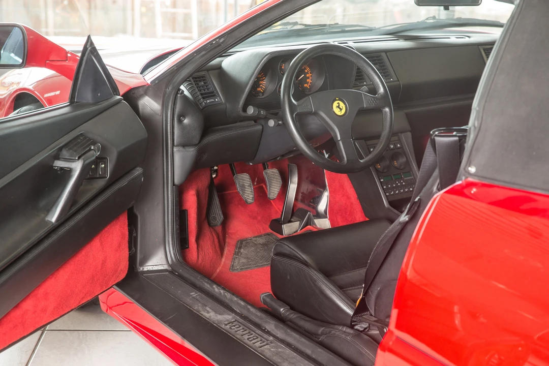 1994 Ferrari 348 Spider - Image 4 of 10