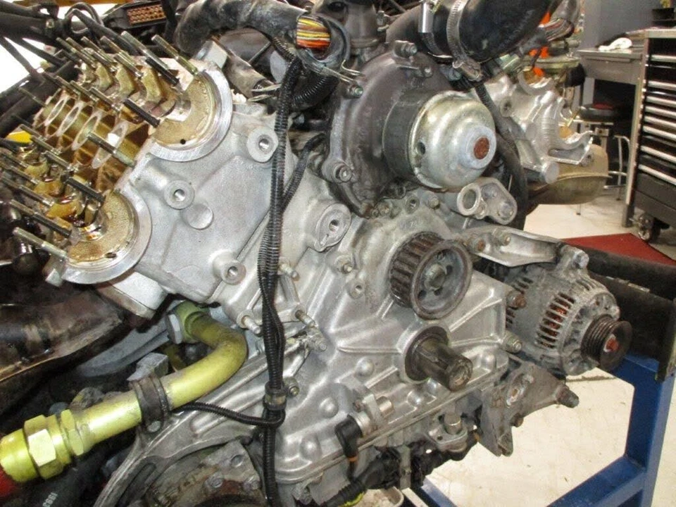 1994 Ferrari 348 Spider - Image 21 of 31