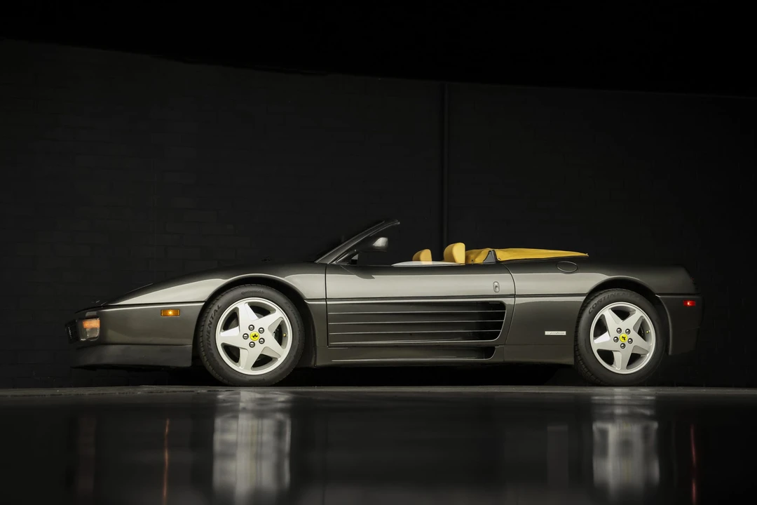 1994 Ferrari 348 Spider - Image 21 of 31
