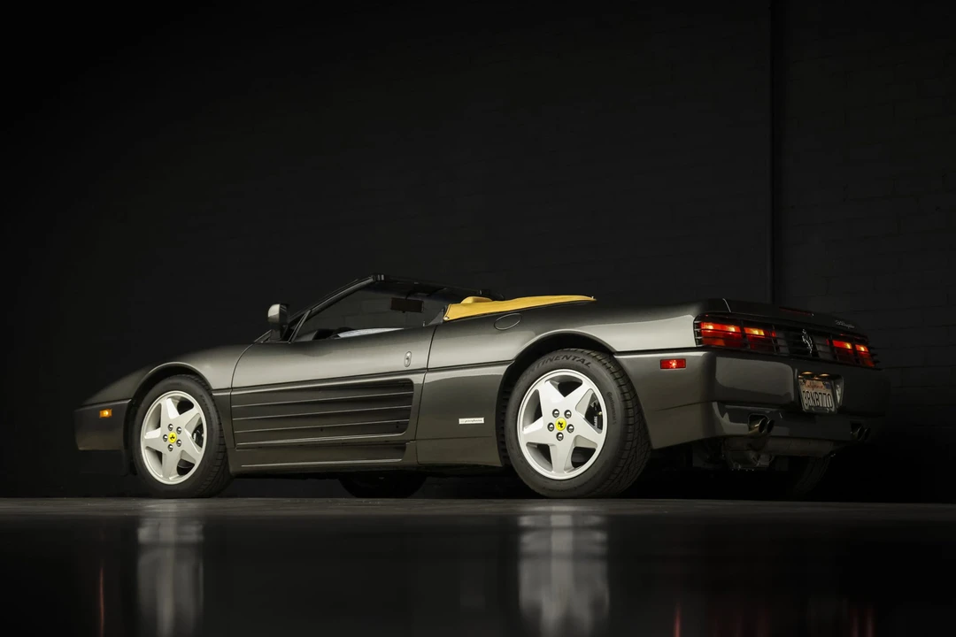 1994 Ferrari 348 Spider - Image 25 of 31