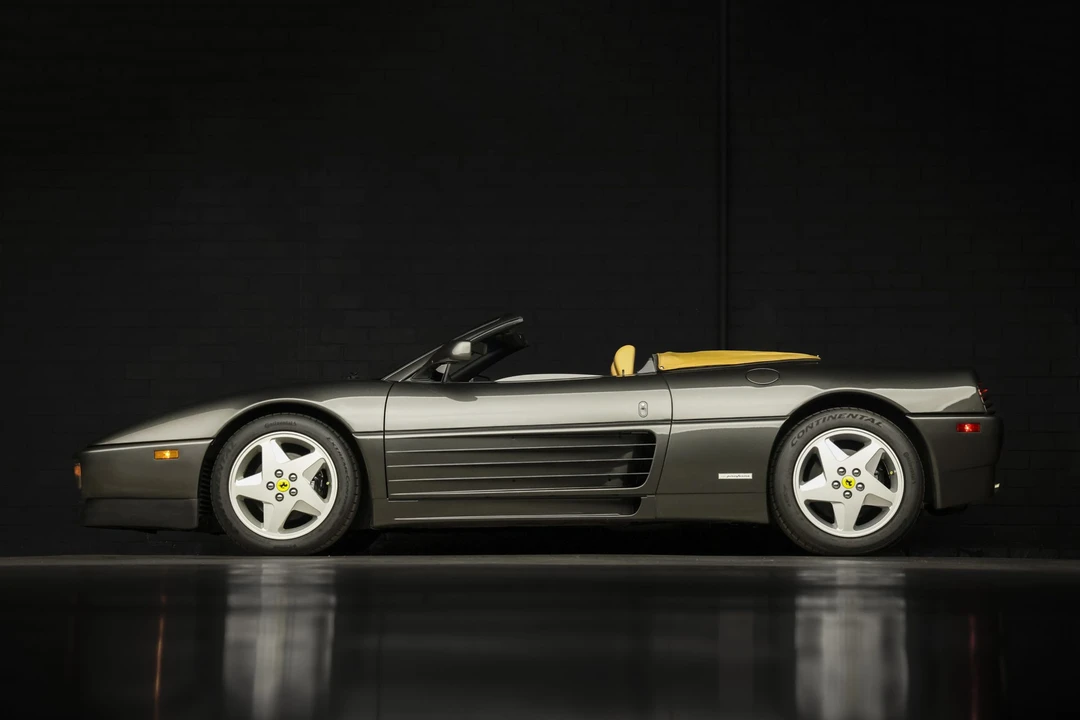 1994 Ferrari 348 Spider - Image 23 of 31