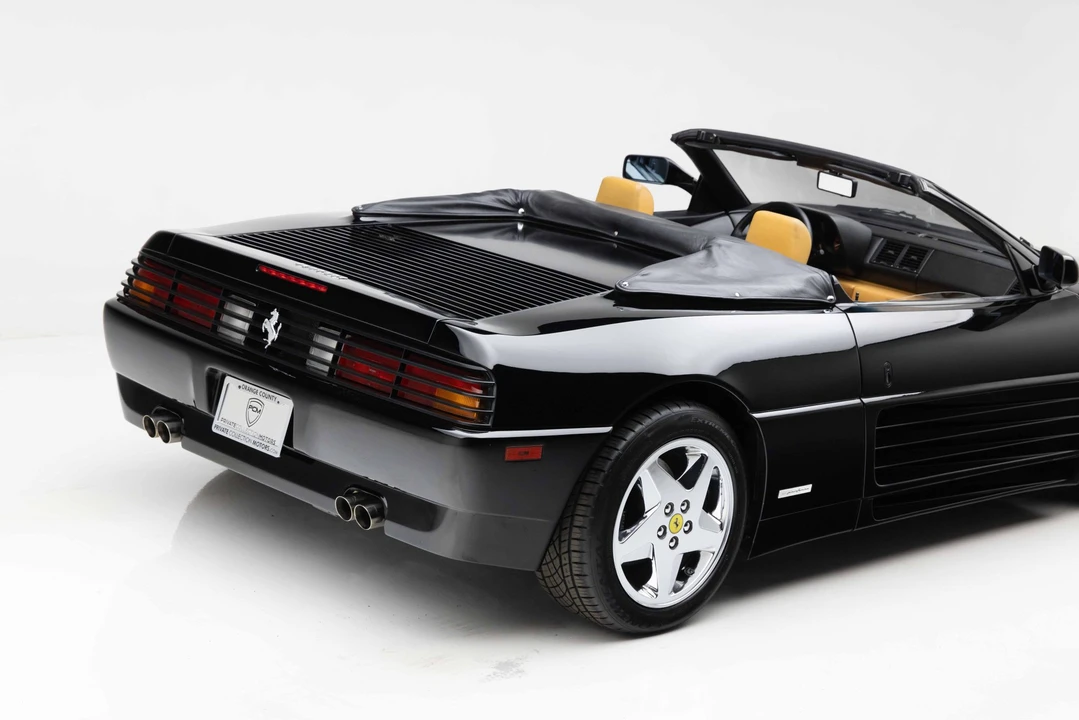 1994 Ferrari 348 Spider - Image 25 of 31