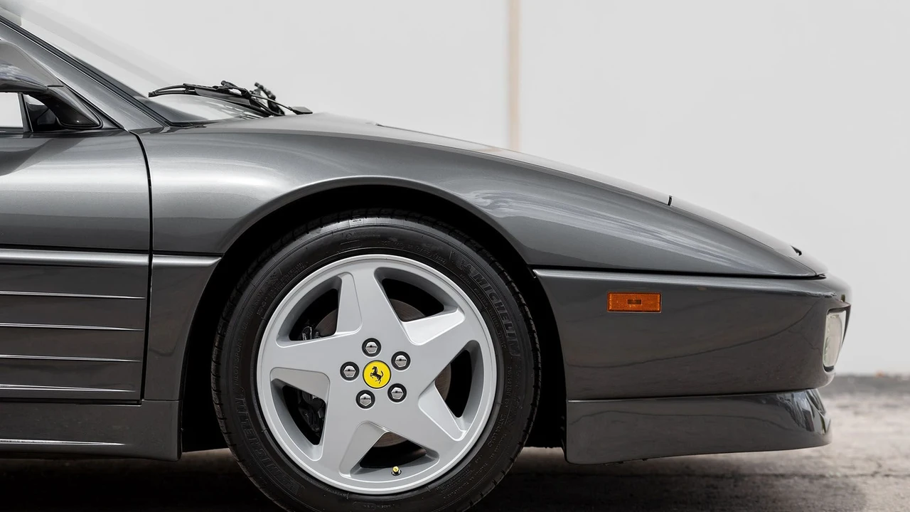 1994 Ferrari 348 Spider - Image 22 of 31