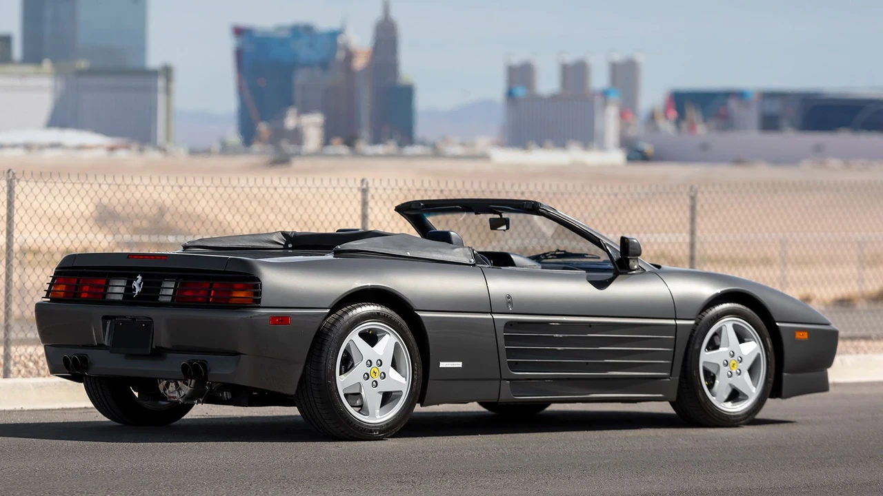 1994 Ferrari 348 Spider - Image 14 of 31